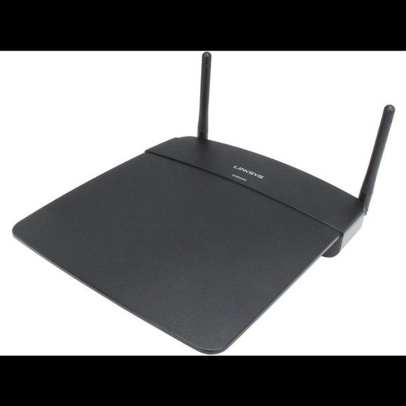LINKSYS EA6100 AC1200 Router - Picture 1 of 6